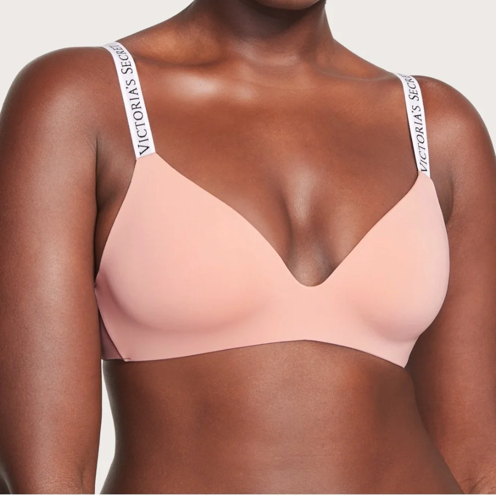 Victoria’s Secret Wireless T-Shirt Bra - Picture 1 of 7